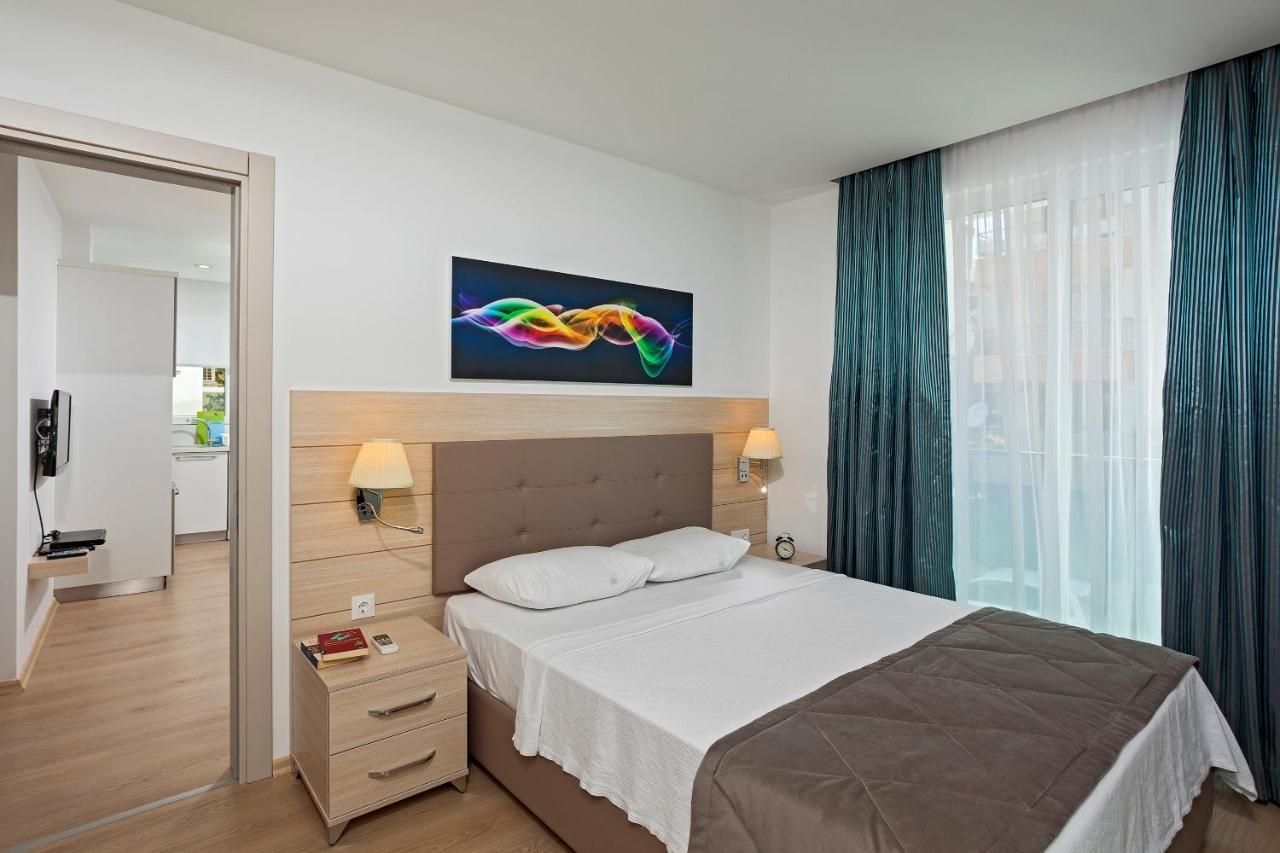The Room Hotel & Apartments Анталия Екстериор снимка